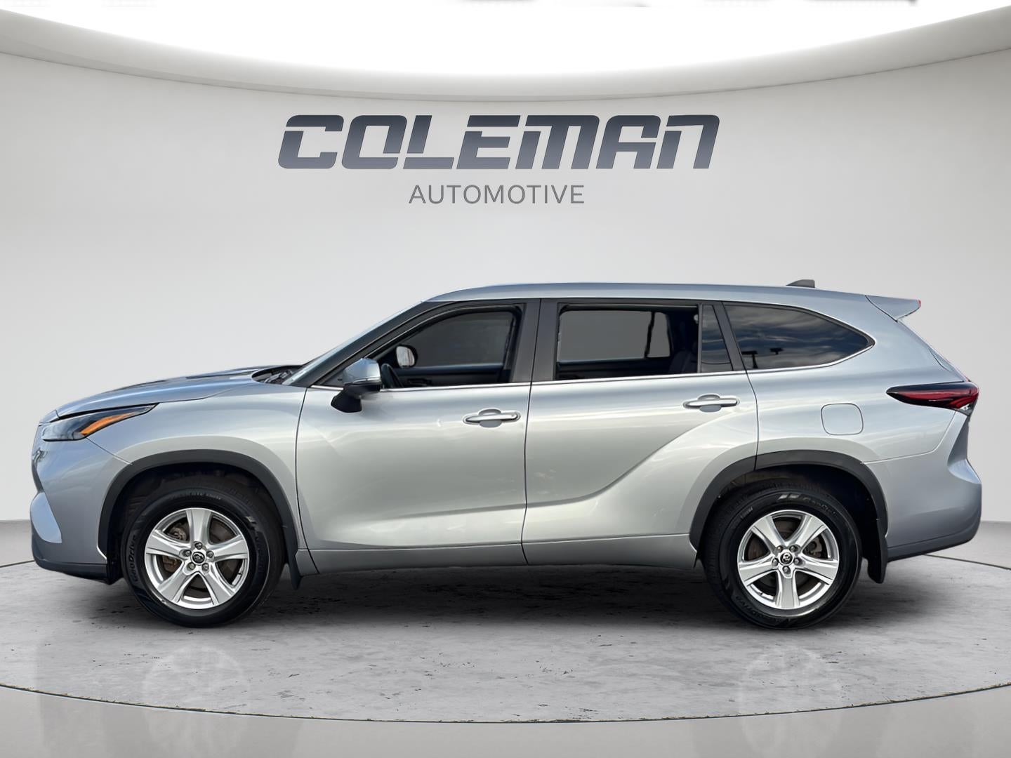 2024 Toyota Highlander LE AWD (Natl)