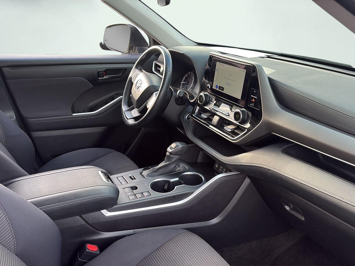 2024 Toyota Highlander LE AWD (Natl)