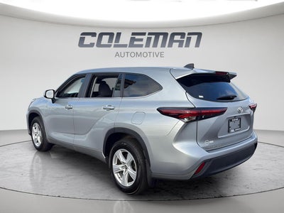 2024 Toyota Highlander LE AWD (Natl)