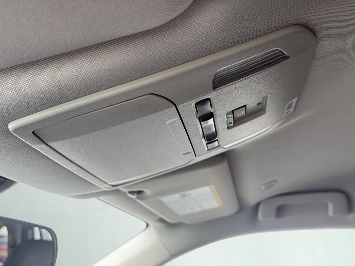 2024 Toyota Highlander LE AWD (Natl)