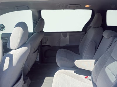 2019 Toyota Sienna LE 8-Passenger