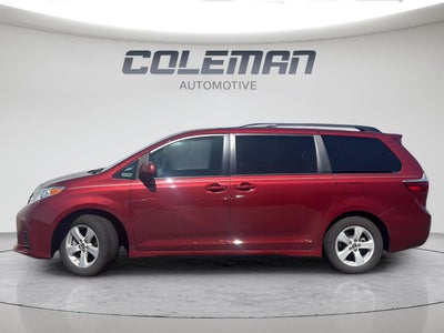2019 Toyota Sienna LE 8-Passenger