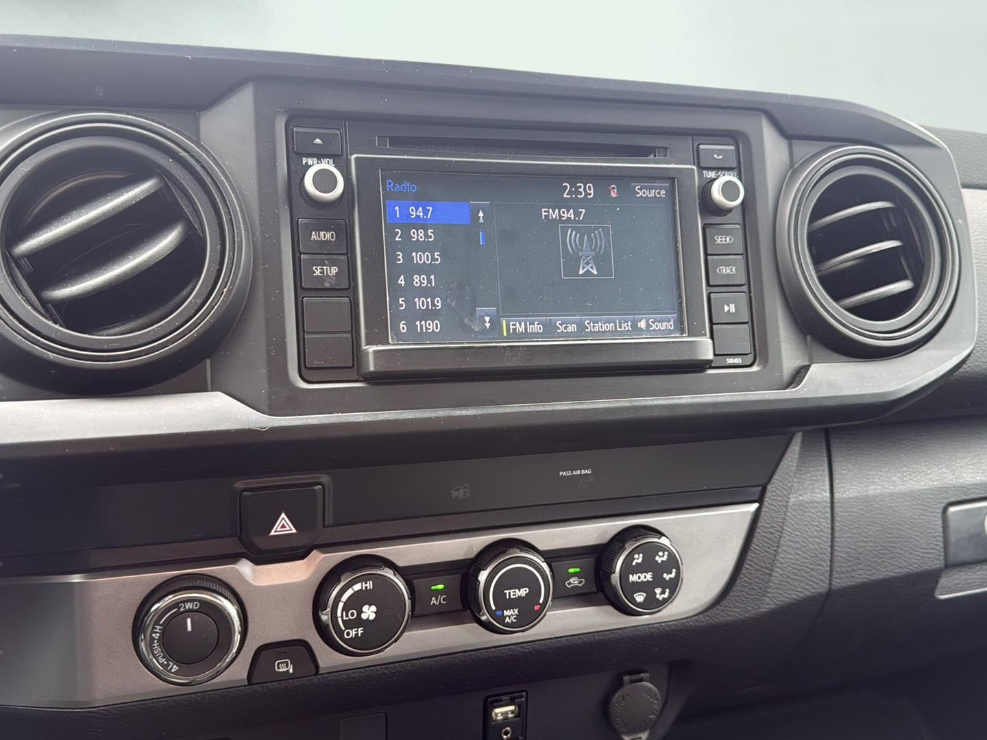 2019 Toyota Tacoma SR