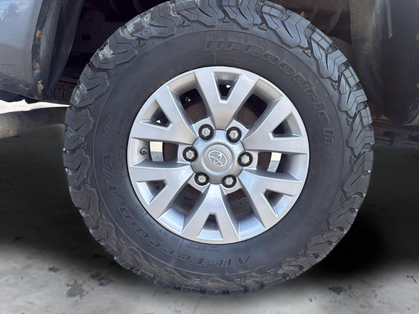 2017 Toyota Tacoma SR5