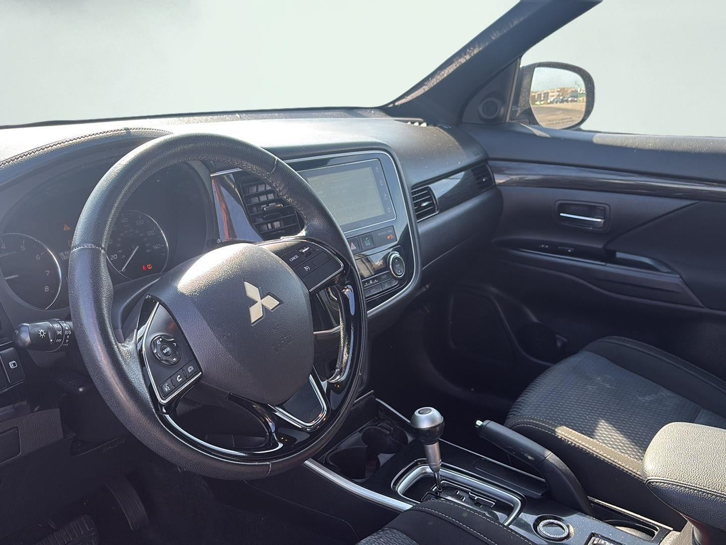 2018 Mitsubishi Outlander LE