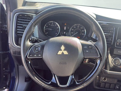 2018 Mitsubishi Outlander LE