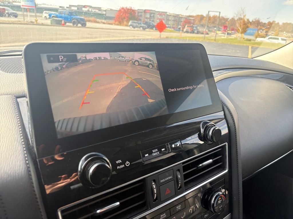 2024 Nissan Armada SV