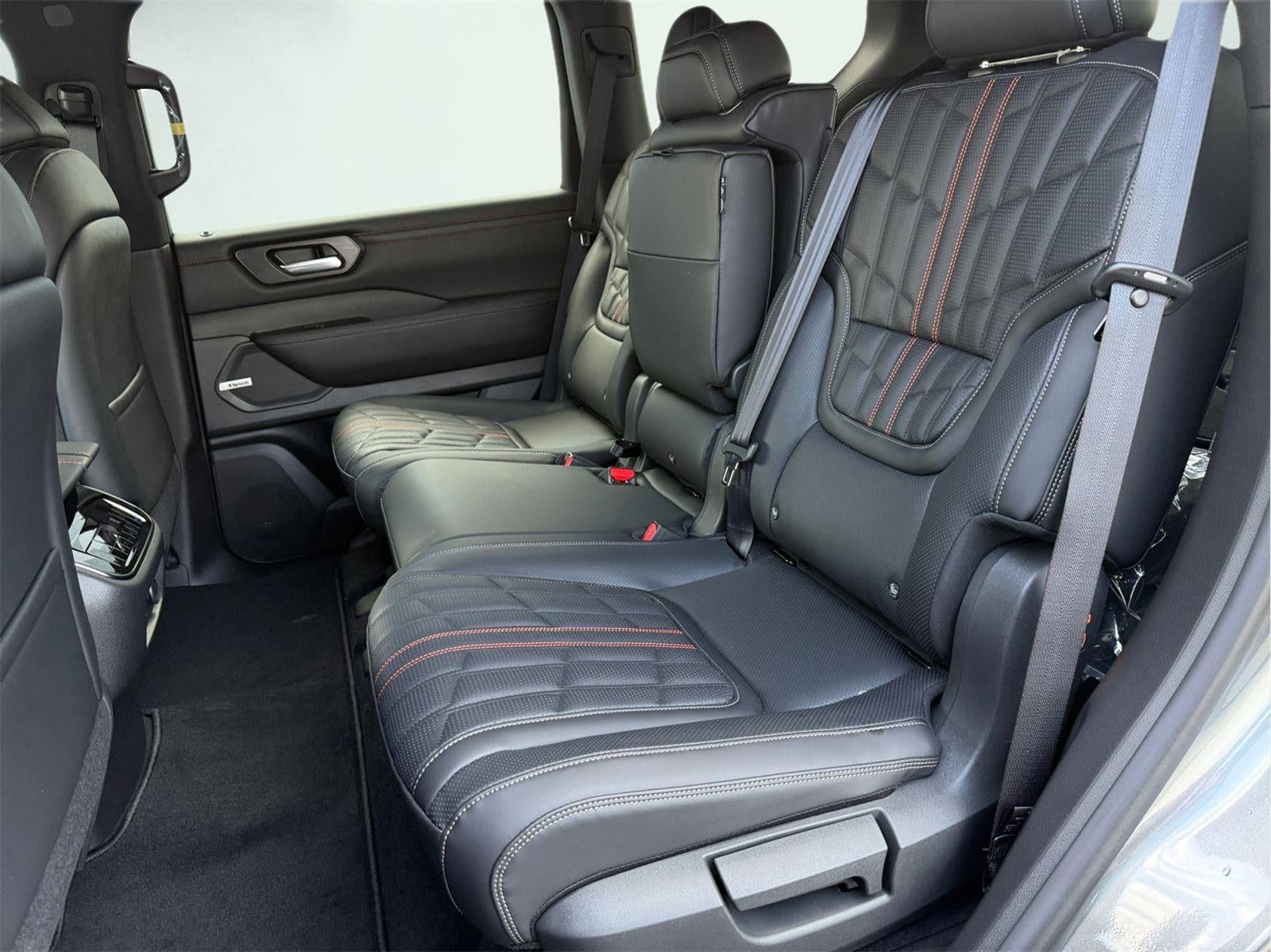 2025 Nissan Armada PRO-4X®