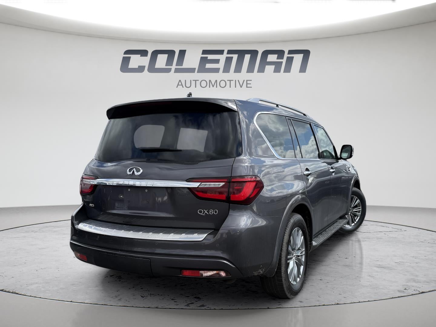 2024 INFINITI QX80 LUXE