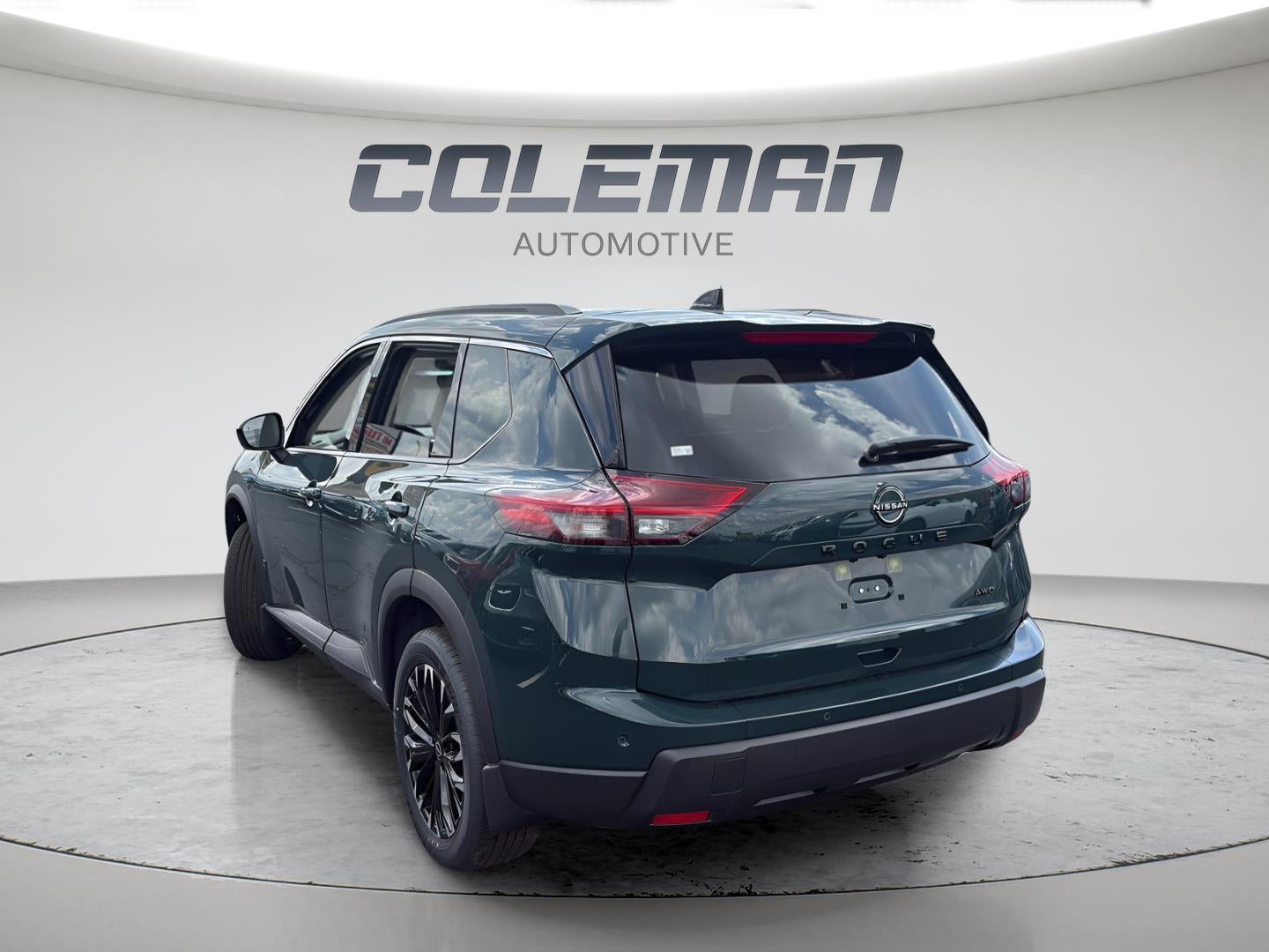 2026 Nissan Rogue Dark Armor™