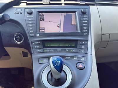 2010 Toyota Prius III