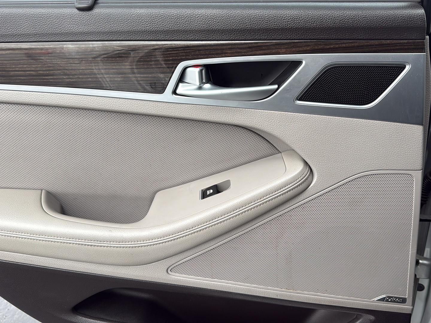 2016 Hyundai Genesis 3.8L