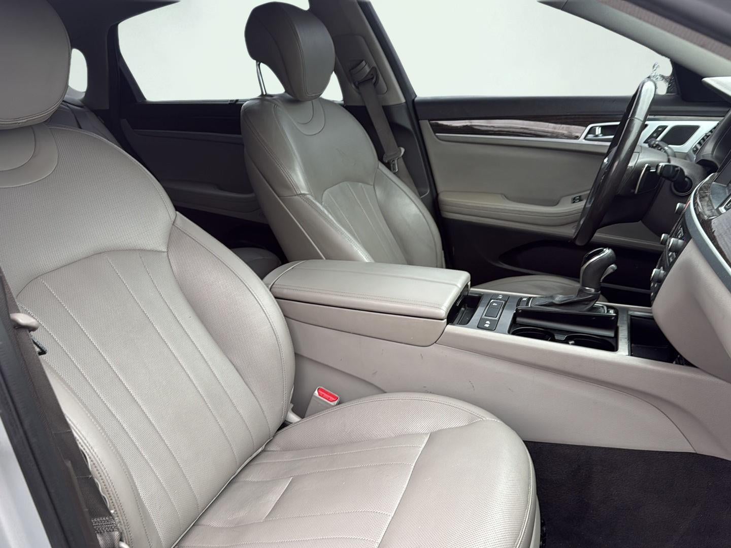 2016 Hyundai Genesis 3.8L