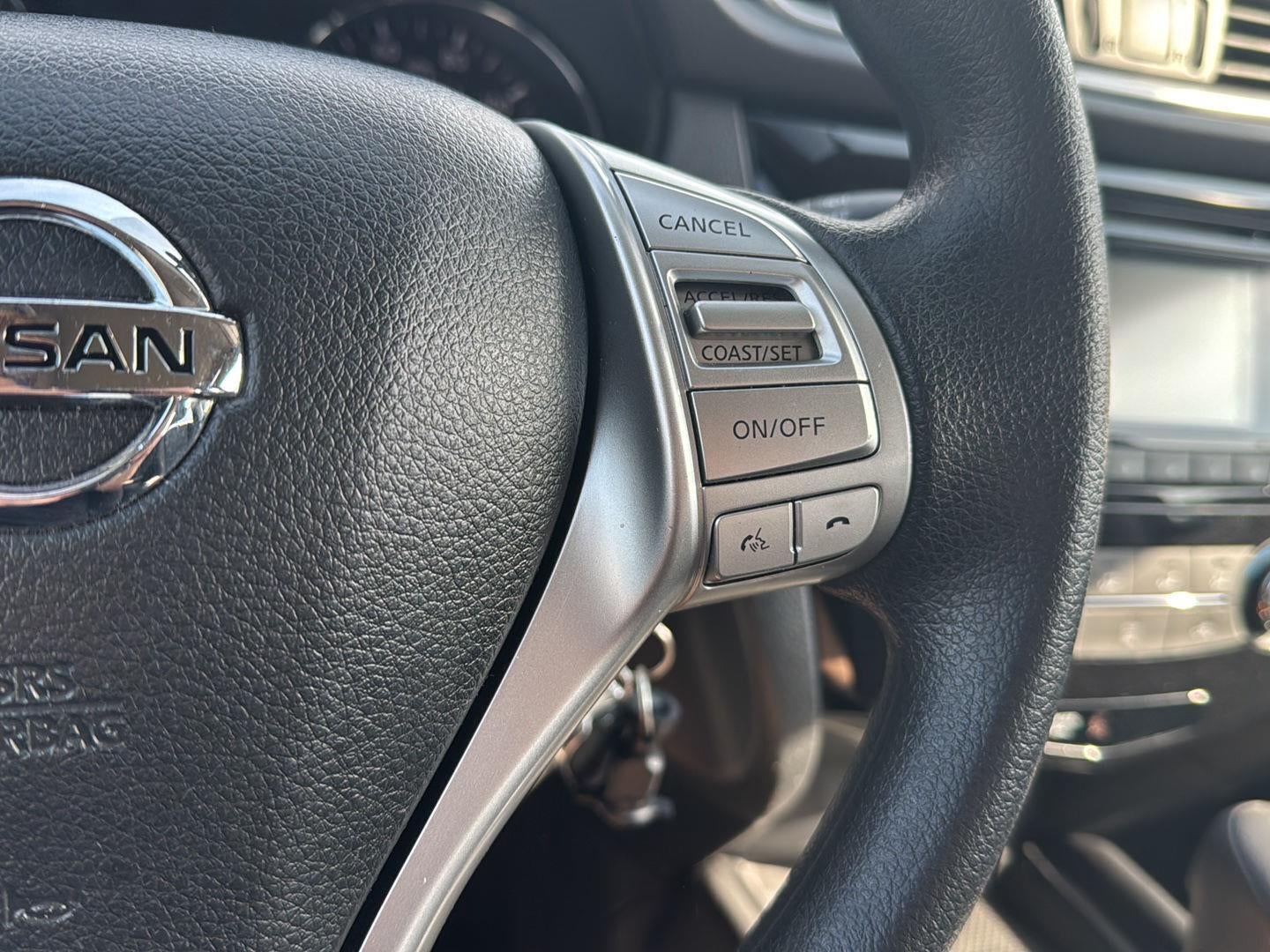 2015 Nissan Rogue S