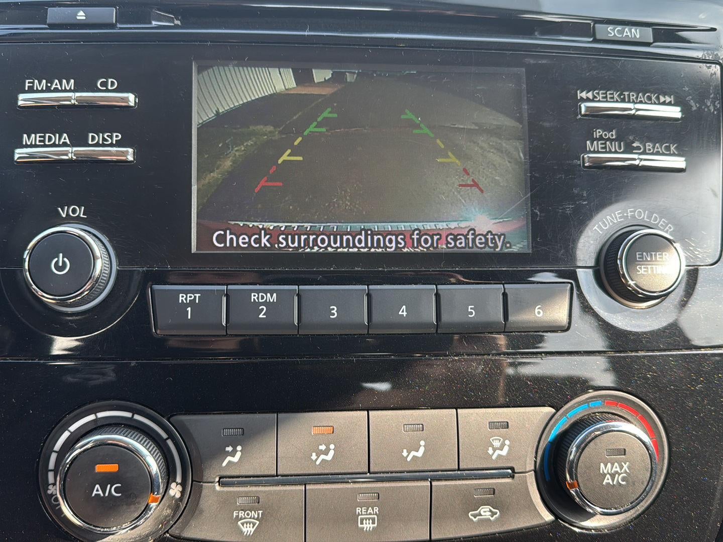 2015 Nissan Rogue S