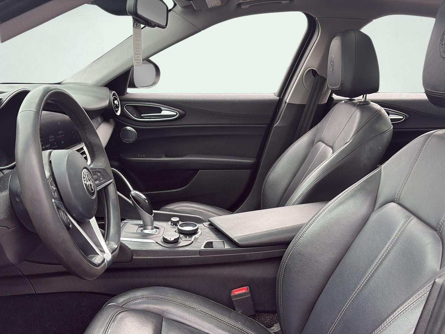 2019 Alfa Romeo Giulia Base AWD