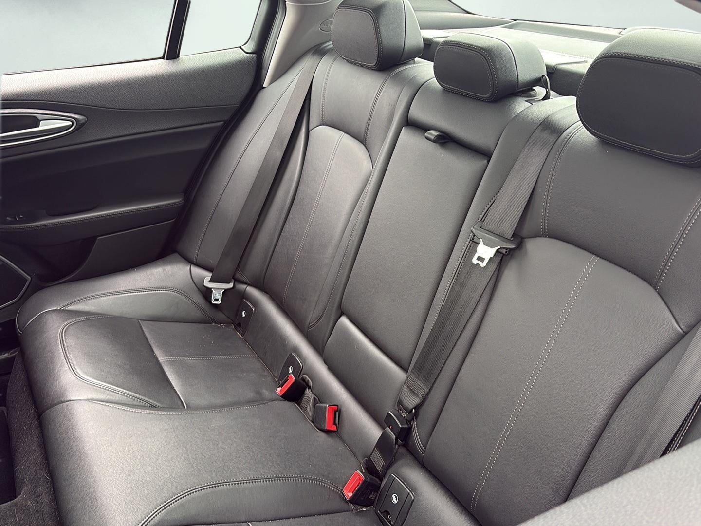 2019 Alfa Romeo Giulia Base AWD